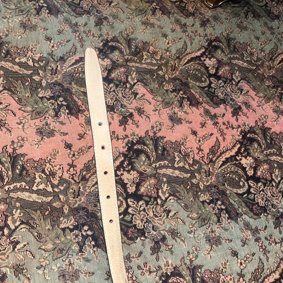 Jones New York Split Leather Belt Size Medium - Picture 6 of 6